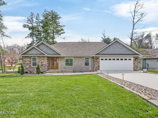 11 Kenwood Court, Fairfield Glade, TN 38558