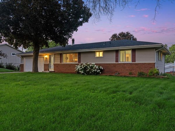 6540 Zealand Avenue N, Brooklyn Park, MN 55428