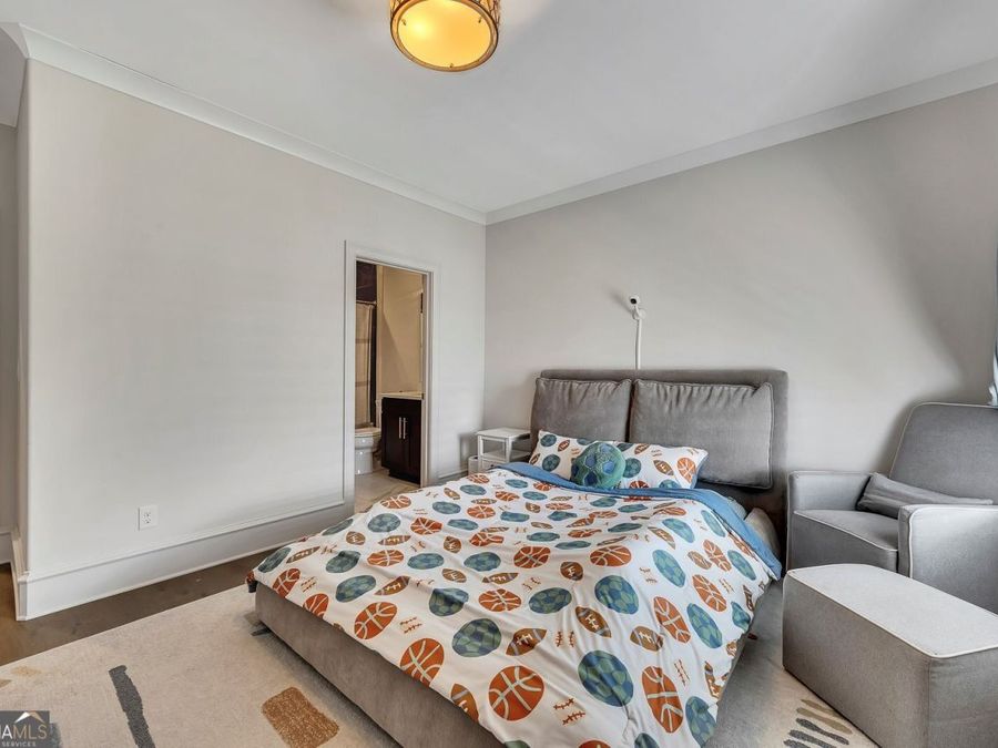 Property Image 38