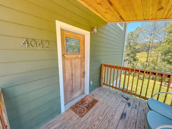 4042 Jones Hollow Road , Lobelville, TN 37097