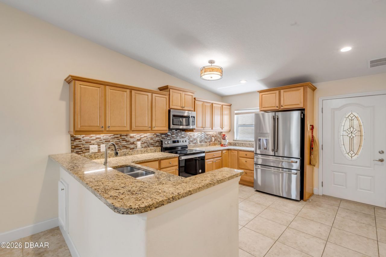 2286 Hawks Cove Circle, New Smyrna Beach, FL 32168 Photo