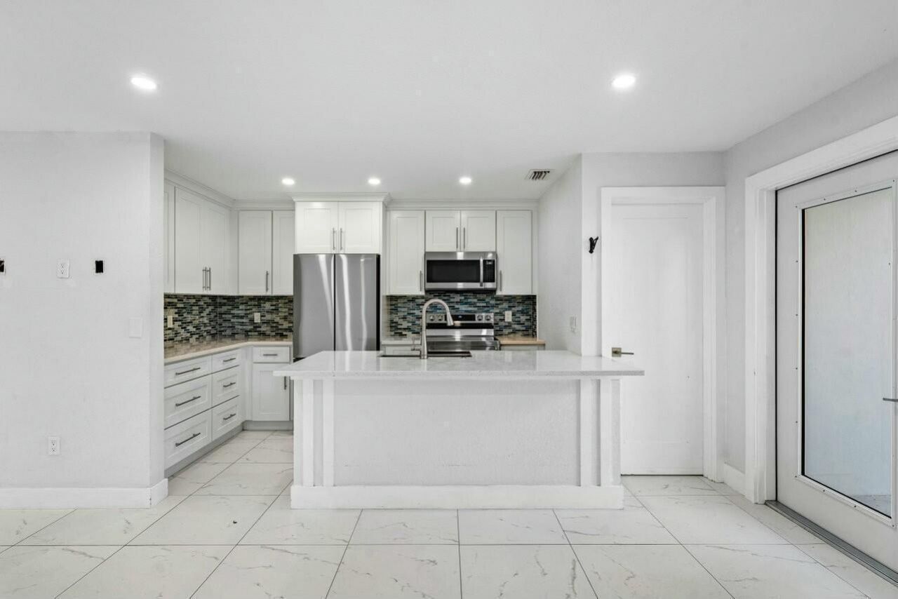 8719 40th Terrace N, Palm Beach Gardens, FL 33410 Photo