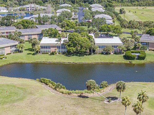 35 Vista Gardens Trail, Unit 205, Vero Beach, FL 32962