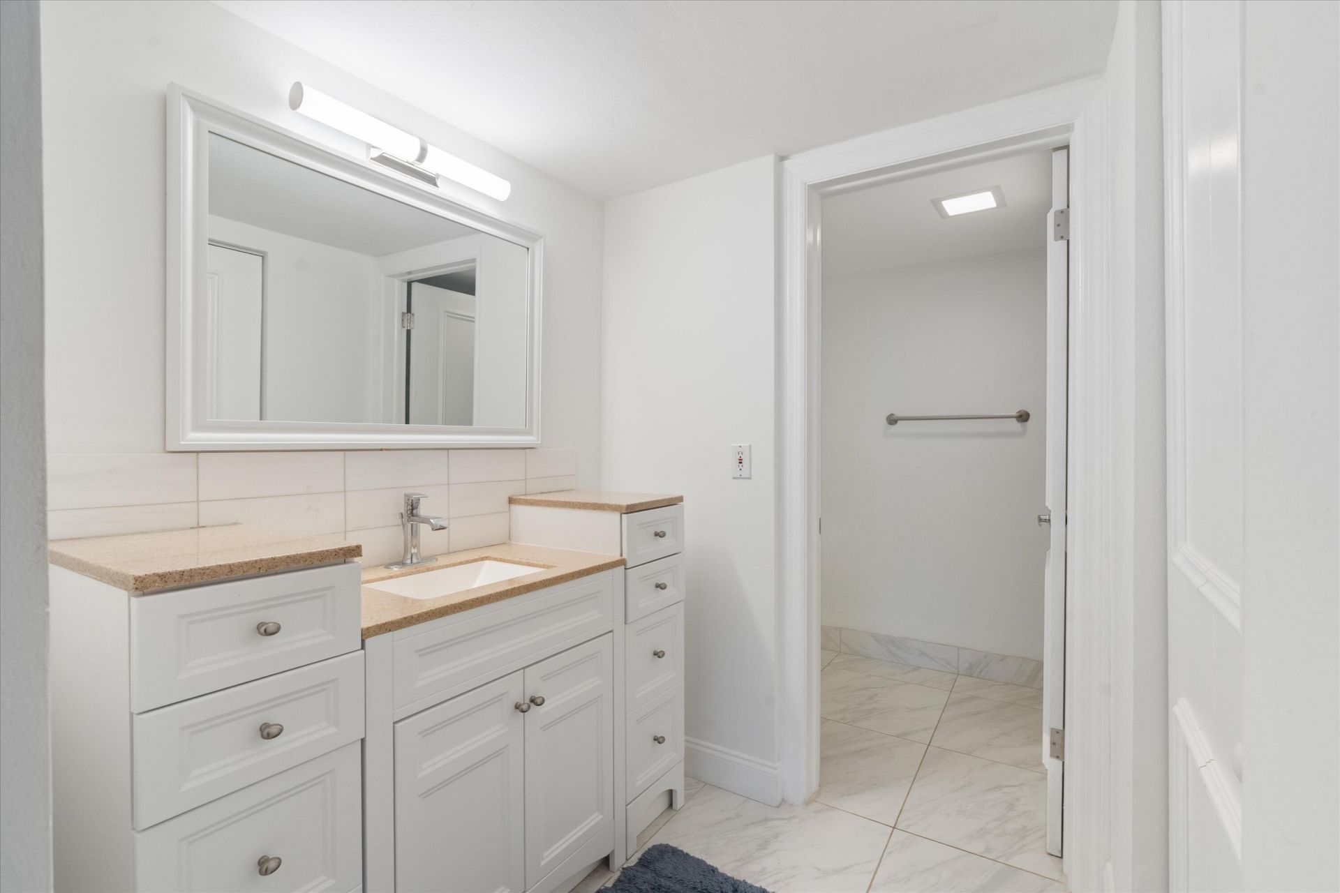 1015 Ingraham Avenue, Unit 9, Delray Beach, FL 33483 Photo