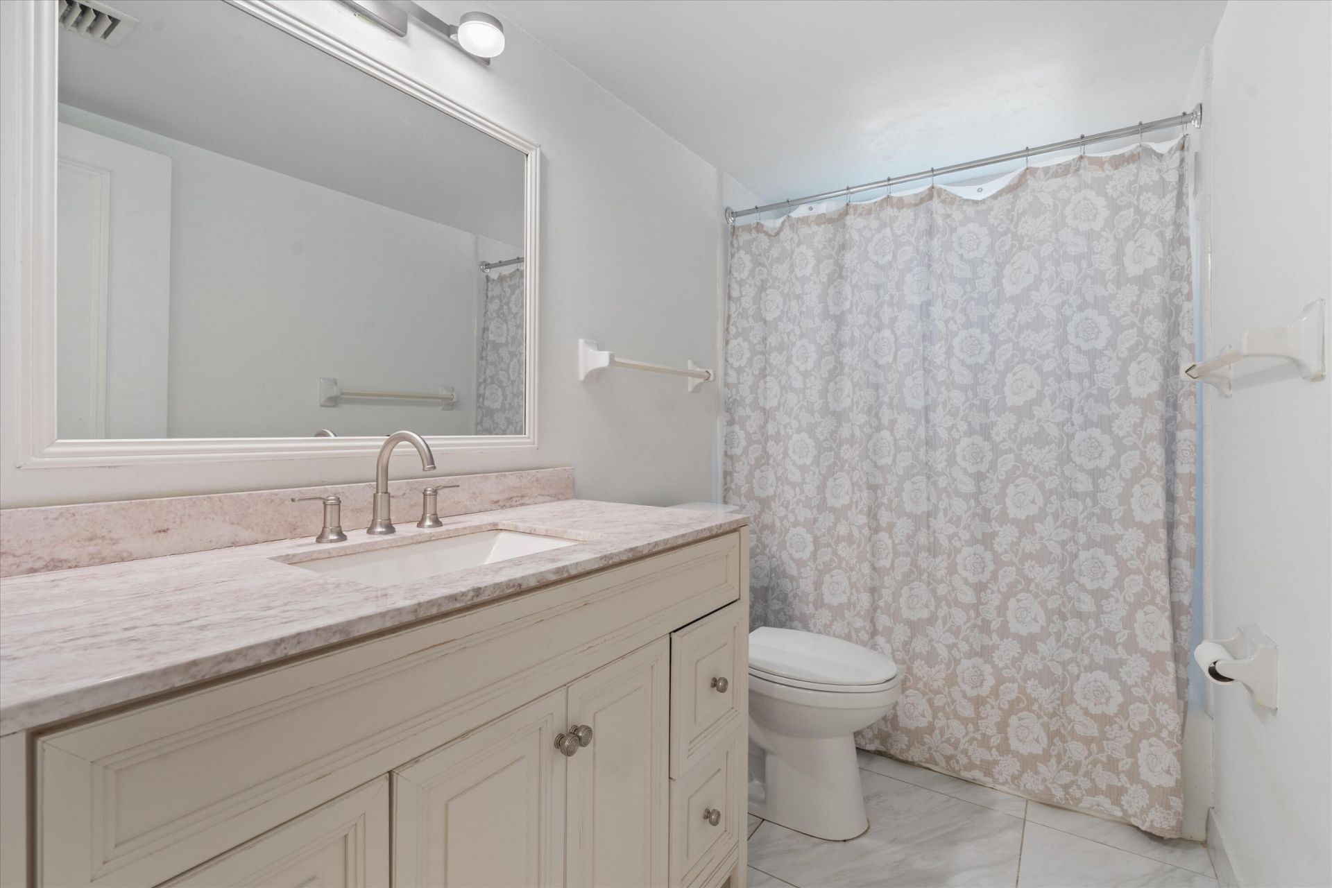 1015 Ingraham Avenue, Unit 9, Delray Beach, FL 33483 Photo