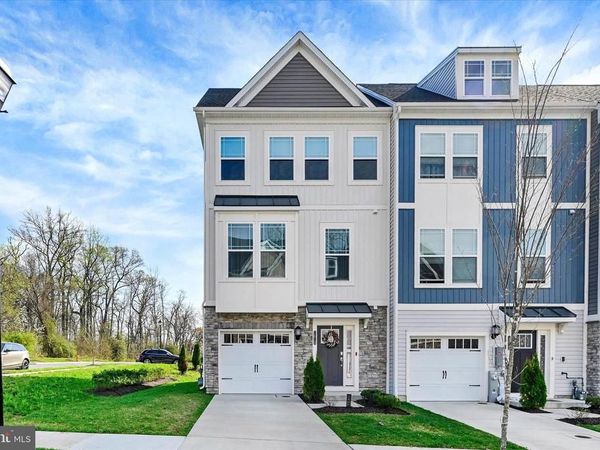 1819 BETTERTON RD, ESSEX, MD 21221