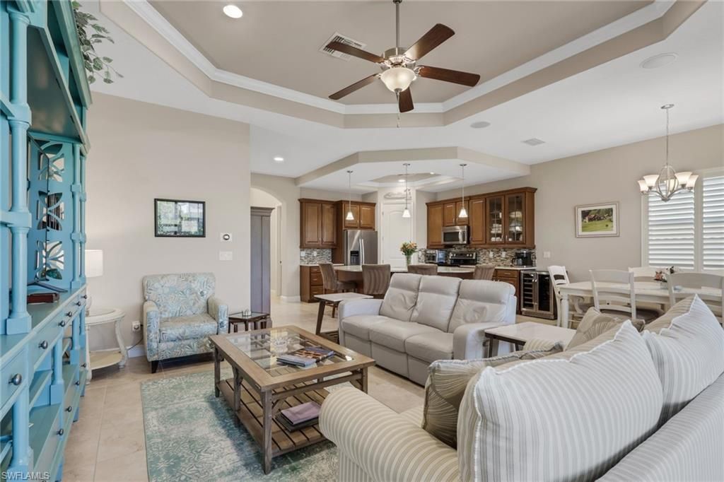 1589 Serrano Cir, Naples, FL 34105 Photo