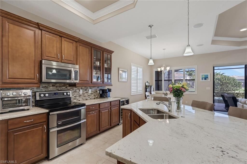 1589 Serrano Cir, Naples, FL 34105 Photo