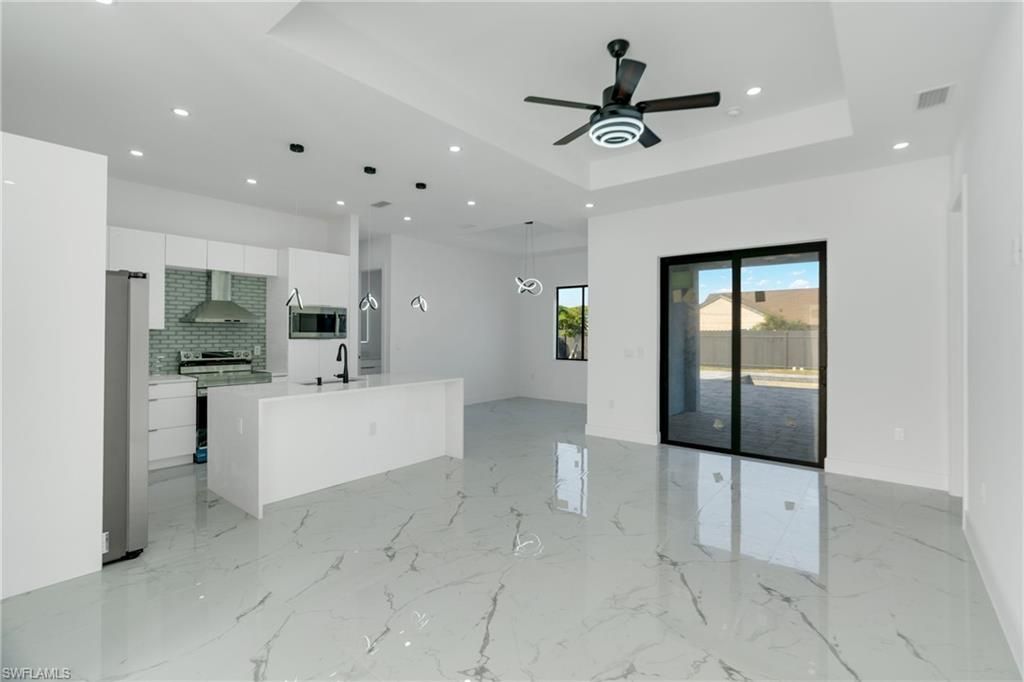 2 SE 20th Ct, Cape Coral, FL 33990 Photo