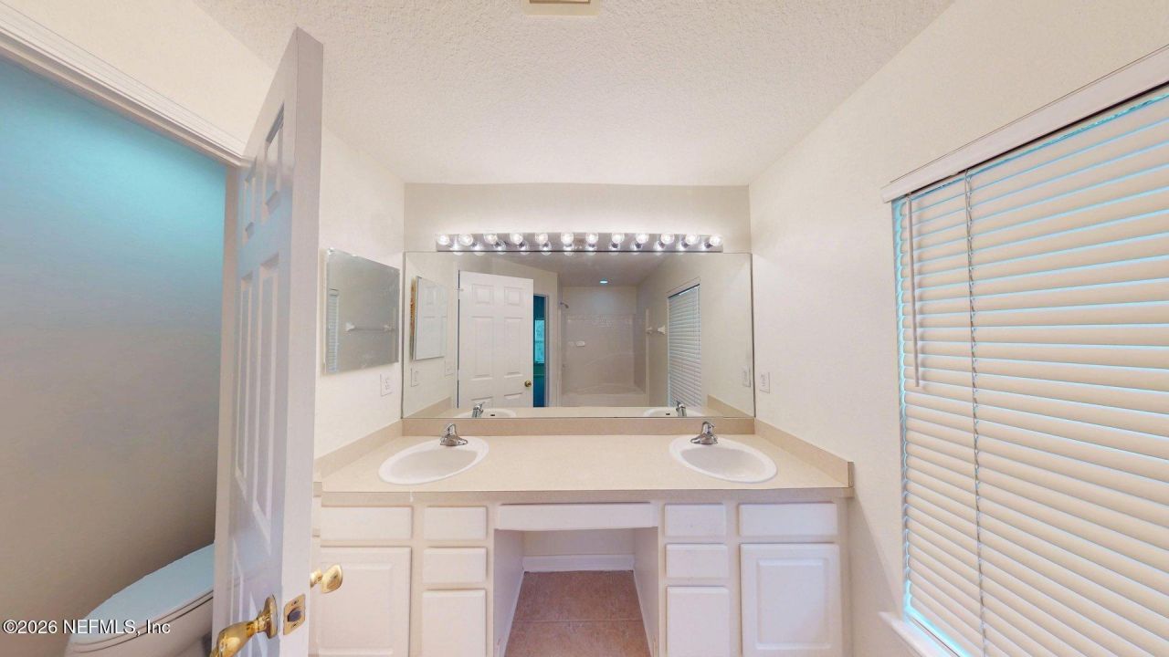 8498 Climbing Ivy Trail S, Jacksonville, FL 32216 Photo