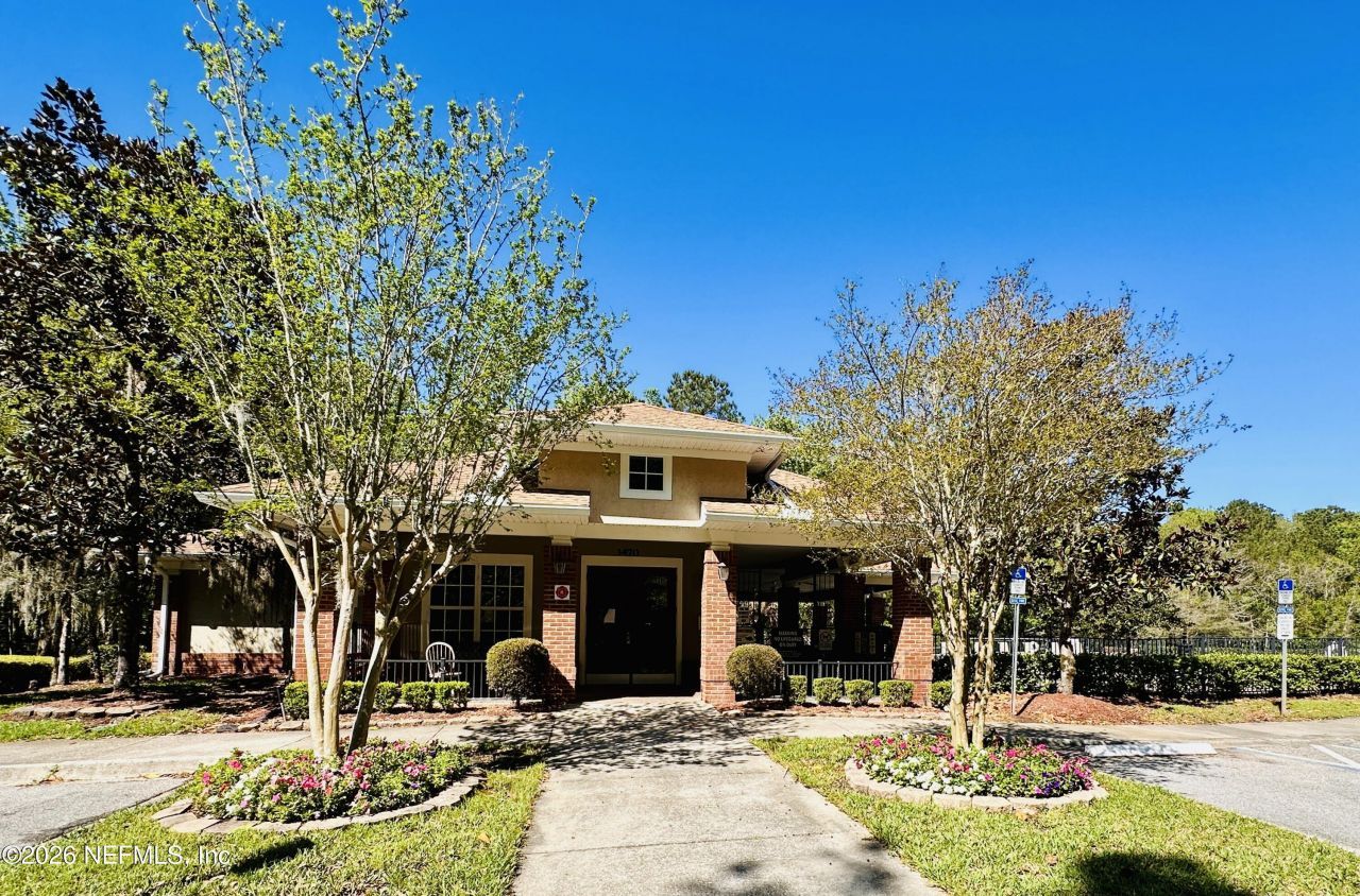 8498 Climbing Ivy Trail S, Jacksonville, FL 32216 Photo