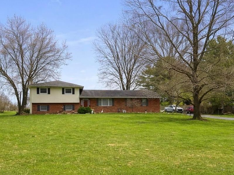 10590 Marie Lane , Pickerington, OH 43147 Photo 1