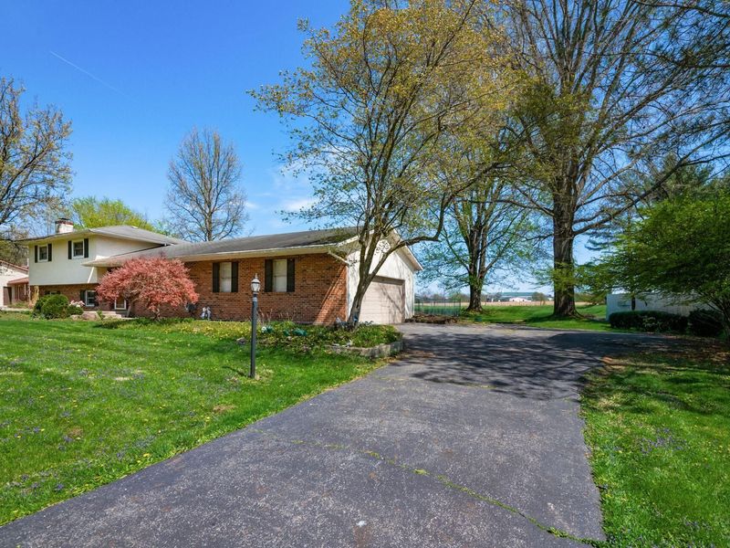 10590 Marie Lane, Pickerington, OH 43147 Photo 2