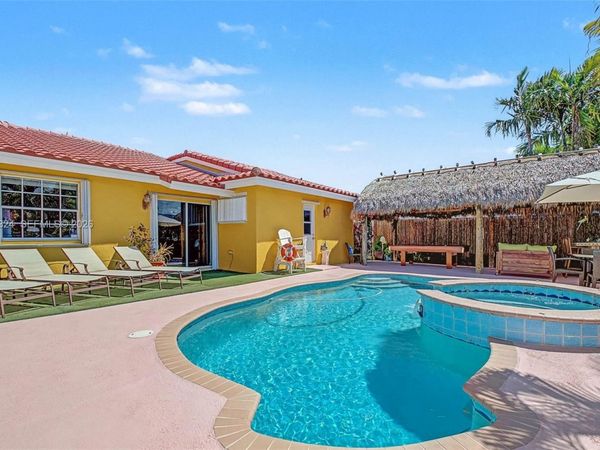 21040 SW 85th Pass , Cutler Bay, FL 33189