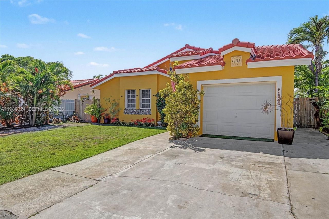 21040 SW 85th Pass , Cutler Bay, FL 33189 Photo