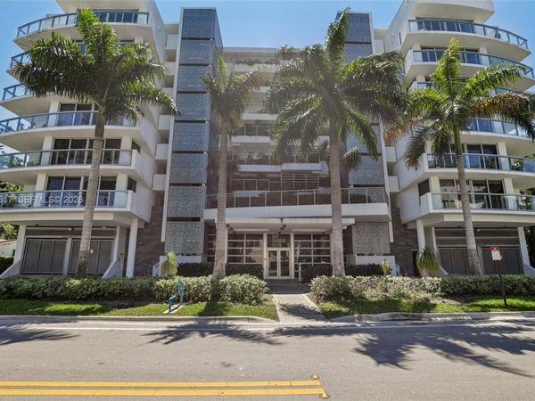 1100 100th St , Unit 703, Bay Harbor Islands, FL 33154
