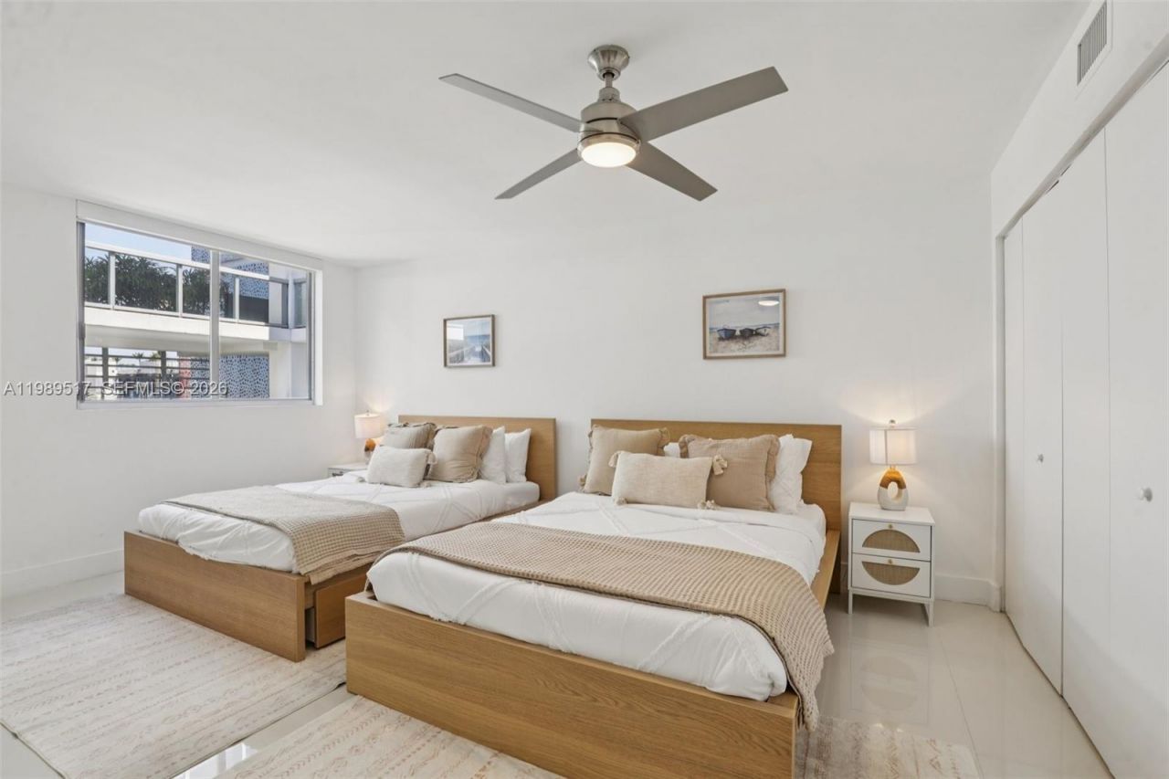 1100 100th St , Unit 703, Bay Harbor Islands, FL 33154 Photo