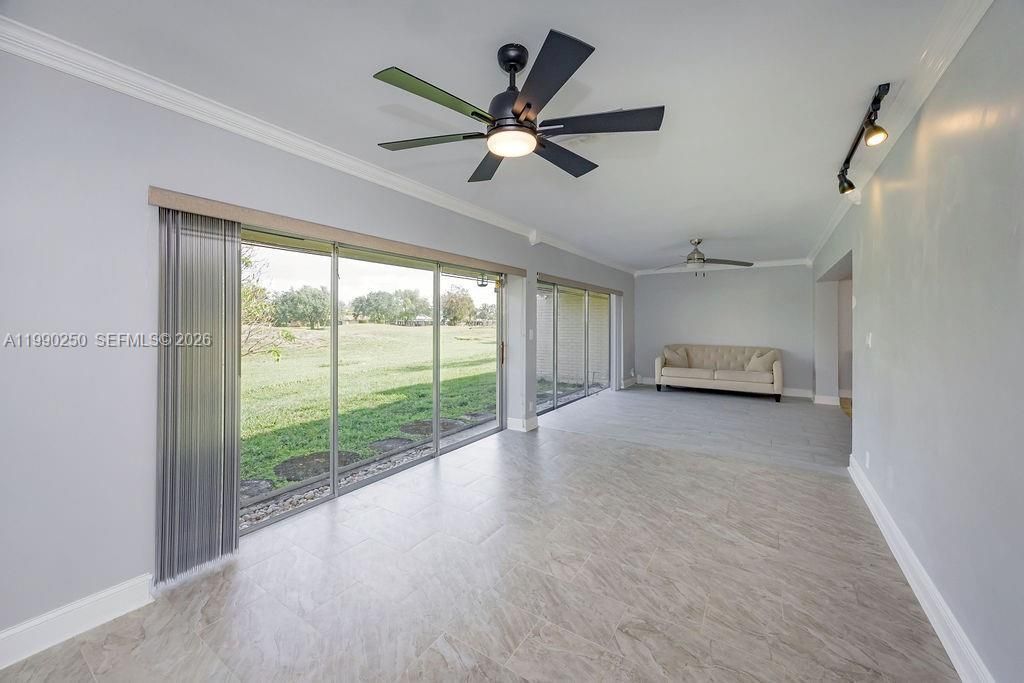 5311 Banyan Ln, Tamarac, FL 33319 Photo