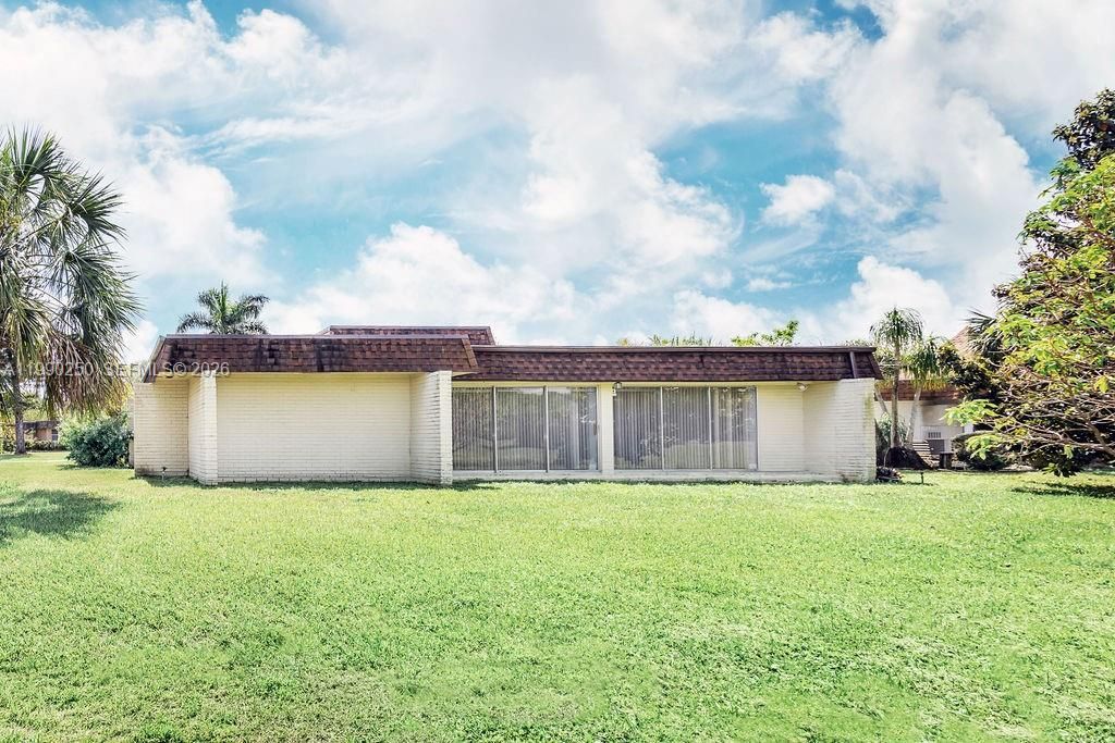 5311 Banyan Ln, Tamarac, FL 33319 Photo