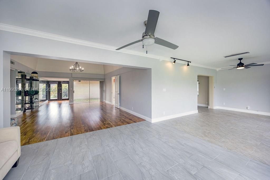 5311 Banyan Ln, Tamarac, FL 33319 Photo