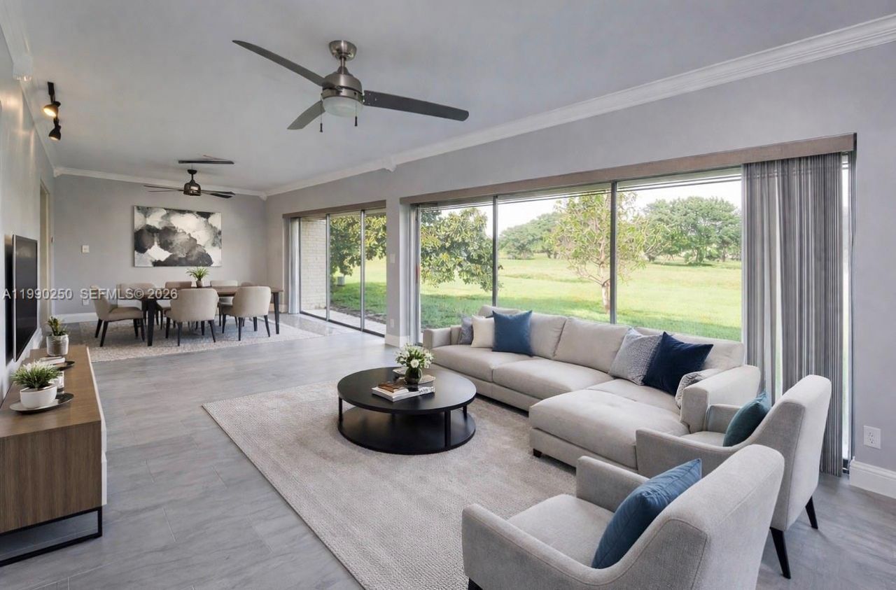 5311 Banyan Ln, Tamarac, FL 33319 Photo