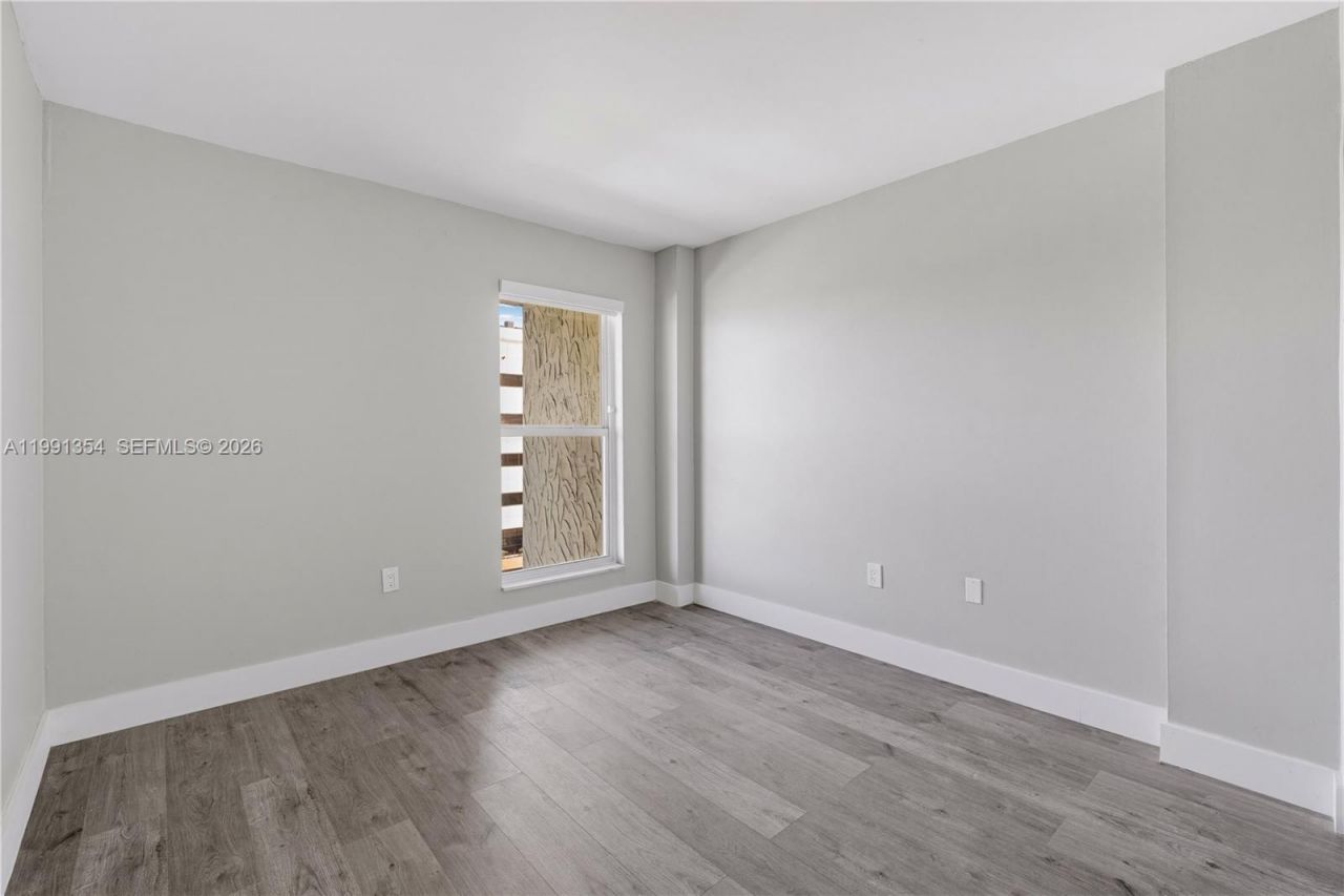 300 NW 42nd Ave , Unit 409, Miami, FL 33126 Photo