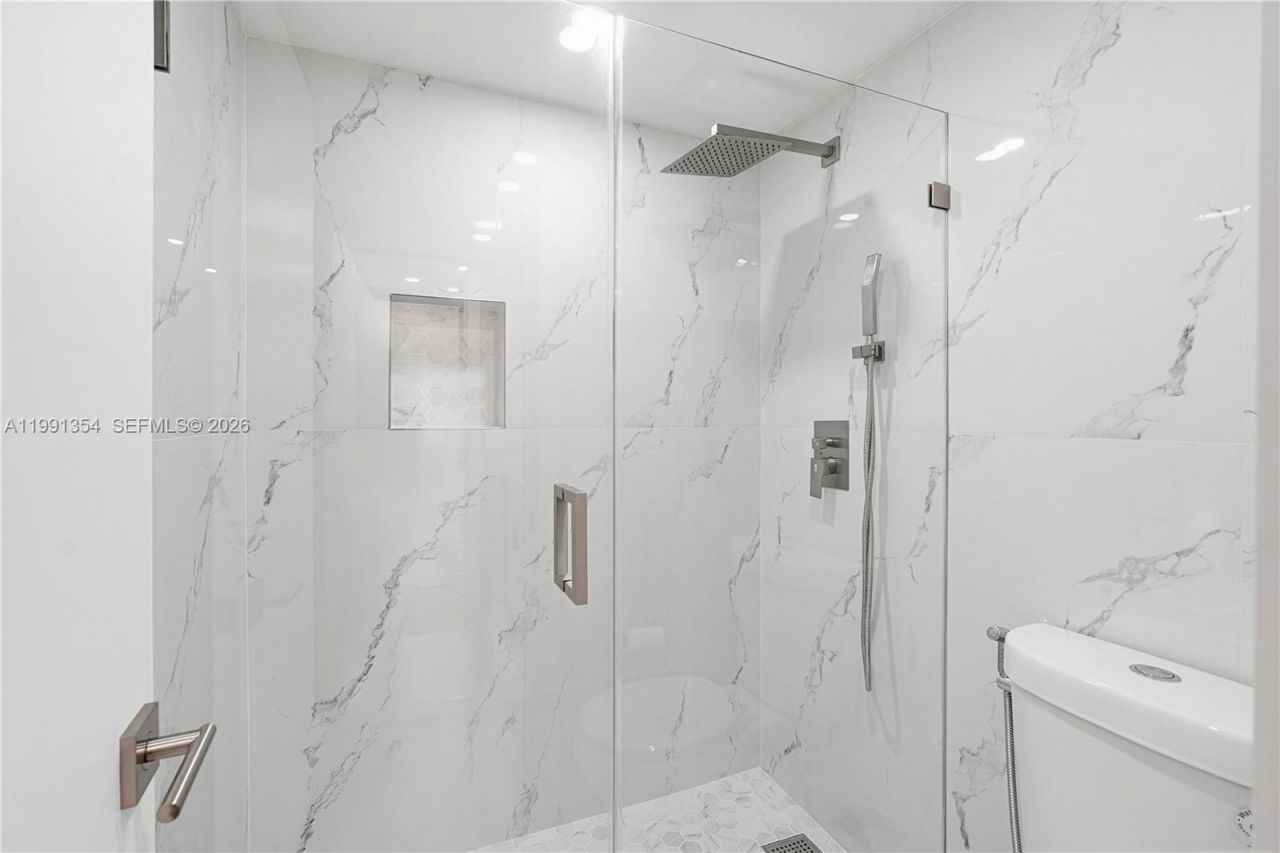 300 NW 42nd Ave , Unit 409, Miami, FL 33126 Photo