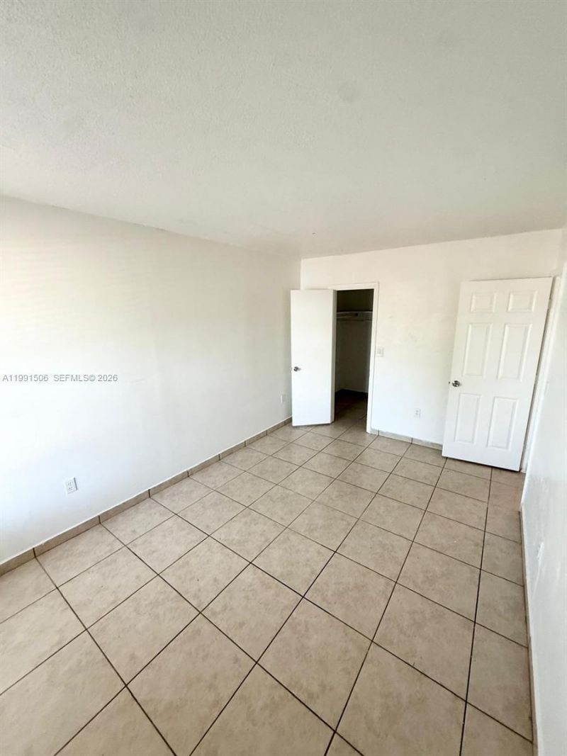 6850 W 14th Ct , Unit A21, Hialeah, FL 33014 Photo