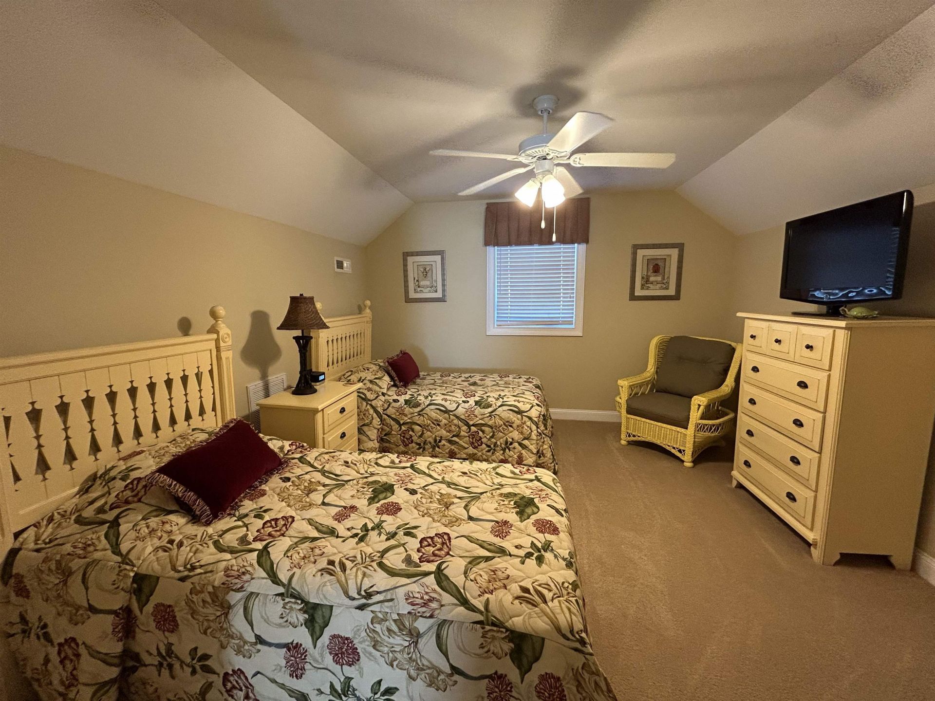 175 Georges Bay Rd. Photo 34