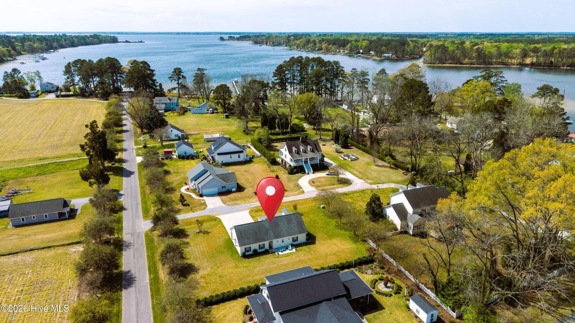 18 Queens Way, Bath, NC 27808 Main Photo