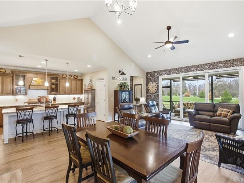 3839 Pepperwell Circle, Sugarcreek Township, OH 45440 Photo 14