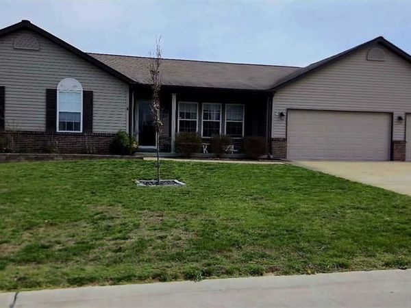 210 Creekwood Boulevard, Troy, MO 63379