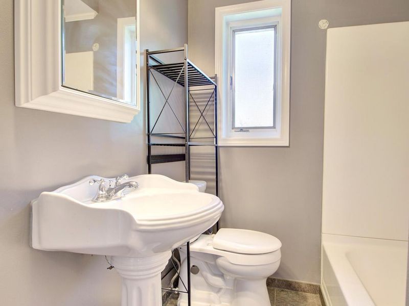 131 Kennedy Road, Covington, KY 41011 Photo 23