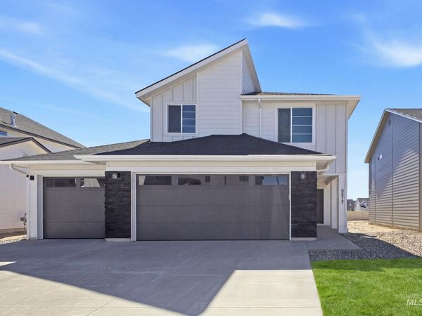 6617 W Plateau Creek Dr, Meridian, ID 83646