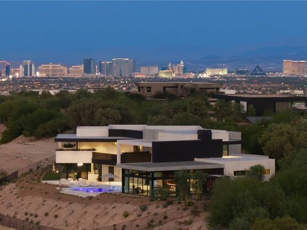 11588 Stardust Drive , Las Vegas, NV 89135