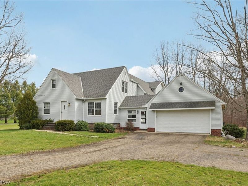 9877 Cutts Road, Chardon, OH 44024 Photo 2