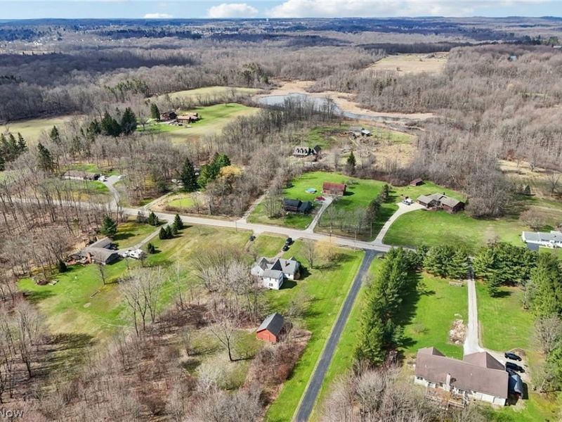 9877 Cutts Road, Chardon, OH 44024 Photo 48