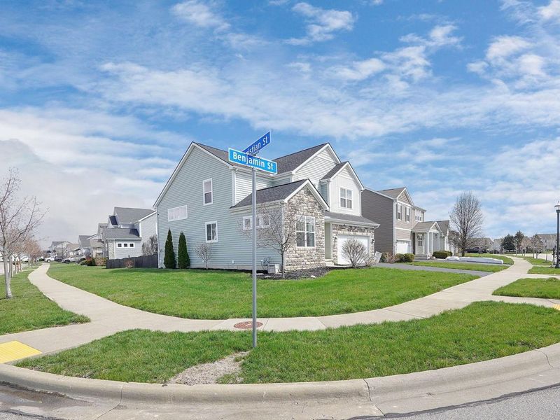 330 Benjamin Street, Delaware, OH 43015 Photo 3