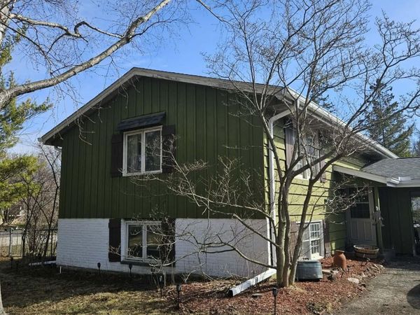 5039 Cynthia Ln, Mount Pleasant, WI 53406
