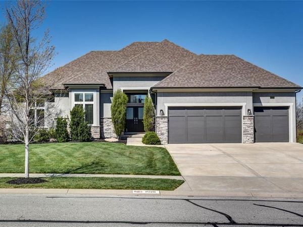 15120 Carter Street, Overland Park, KS 66221
