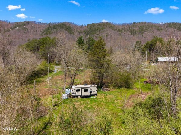 290 Cave Springs Road, Rogersville, TN 37857