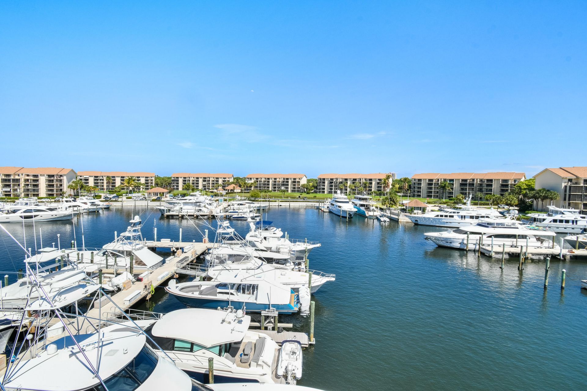 2401 Marina Isle Way, Unit 503, Jupiter, FL 33477 Photo