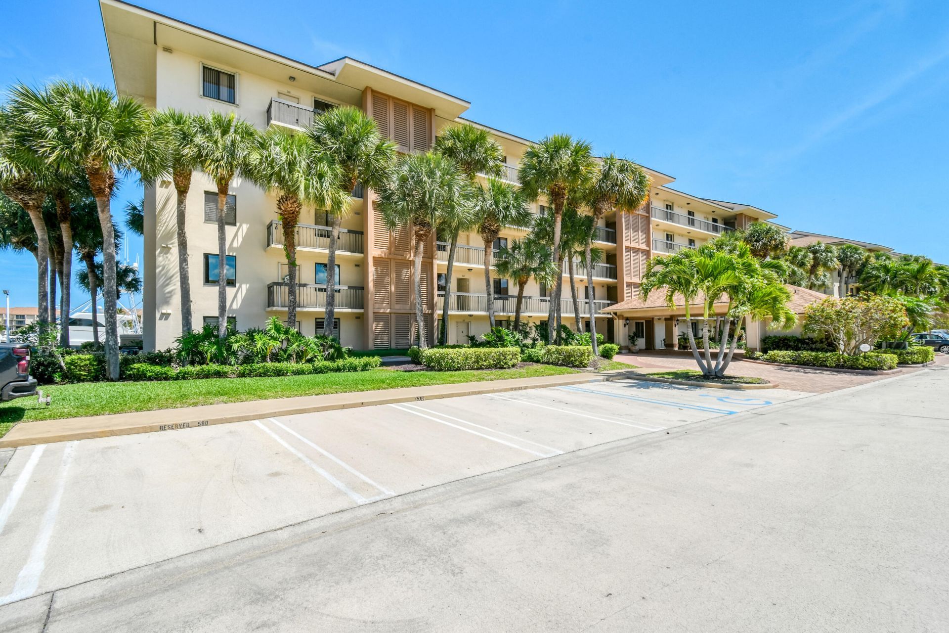 2401 Marina Isle Way, Unit 503, Jupiter, FL 33477 Photo