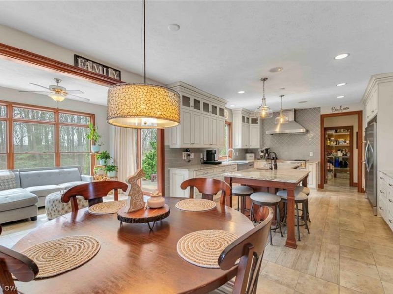 32811 Saint James Trail, Avon, OH 44011 Photo 11