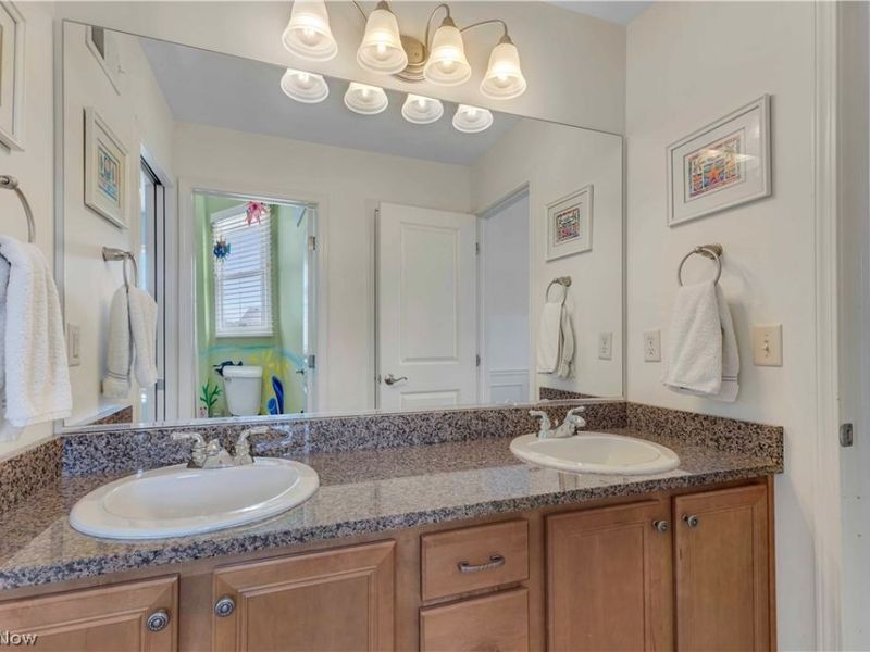 32811 Saint James Trail, Avon, OH 44011 Photo 25