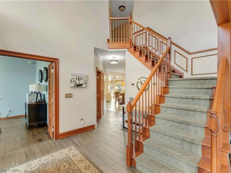 32811 Saint James Trail, Avon, OH 44011 Photo 5