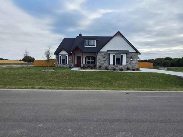 11151 Golden Eagle Ave , Salado, TX 76571