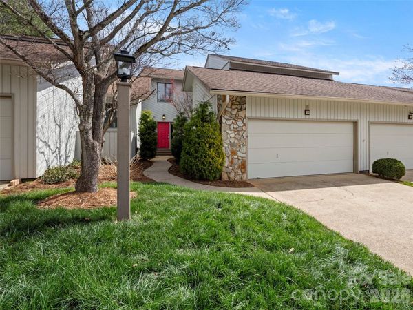 103 Parkway Court, Asheville, NC 28803