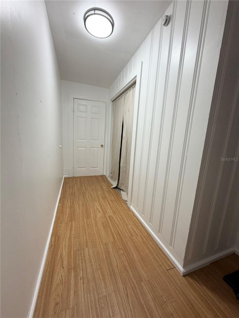 324 N Orange Street, New Smyrna Beach, FL 32168 Photo