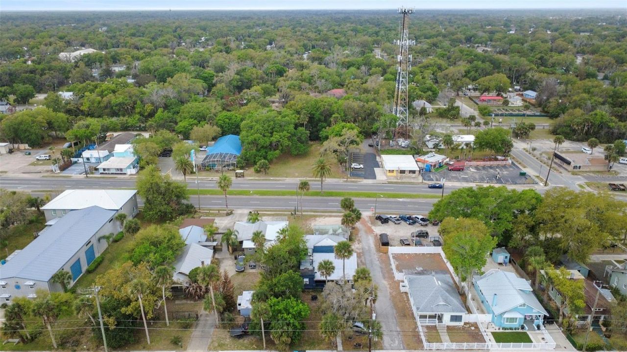 324 N Orange Street, New Smyrna Beach, FL 32168 Photo